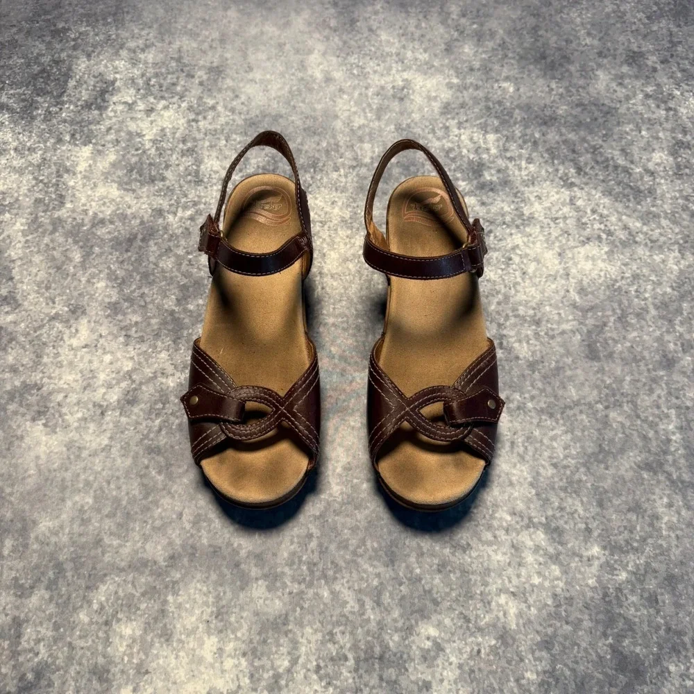 Dansko Sissy Brown Leather Wedge Sandals Ankle Strap Wood Grain 41 US 10.5 11